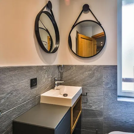 Apartment 6 Pers. Avec Wifi, Proche Pistes Et Centre - - Fr-1-684-65 *